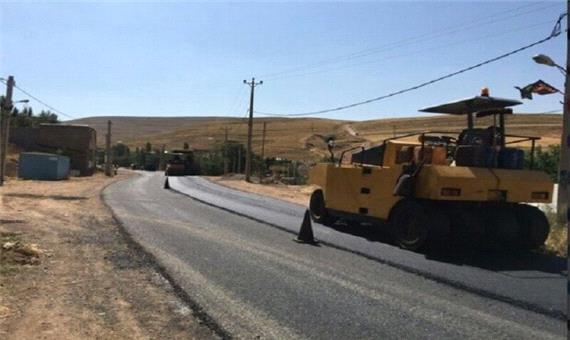 عملیات بهسازی محور مهاباد- بوکان با 120 میلیارد ریال اعتبار آغاز شد