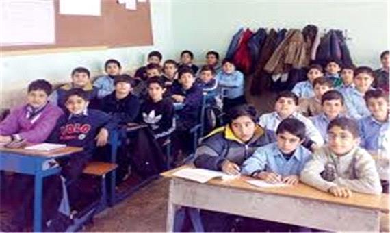 برگزاری 757 همایش علمی برای 19 هزار دانش‌آموز در مدارس دولتی اصفهان
