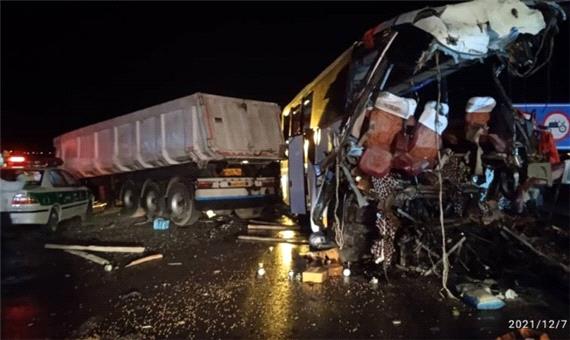 علت حادثه مرگبار اتوبوس و تریلر چه بود؟