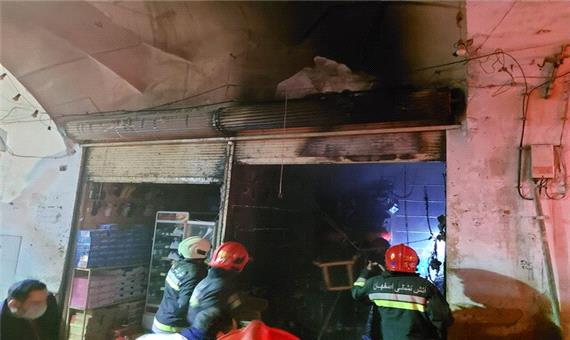 خطر آتش‌سوزی بیخ گوش 8500 مغازه در بازار اصفهان