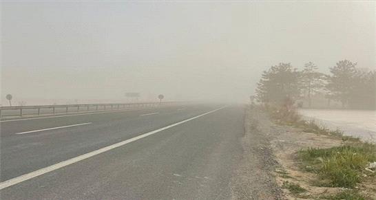طوفان و خیزش گرد و خاک تا سه‌شنبه در اصفهان پیش‌بینی شد