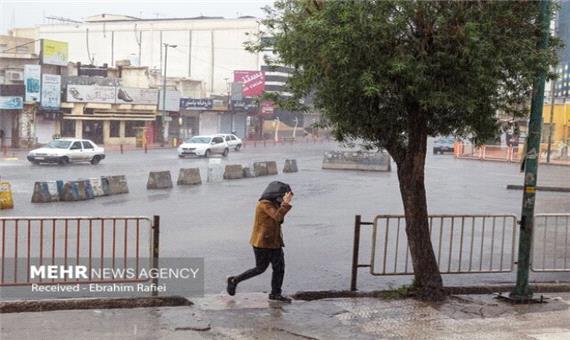 تداوم بارش‌های رگباری در غرب و جنوب اصفهان