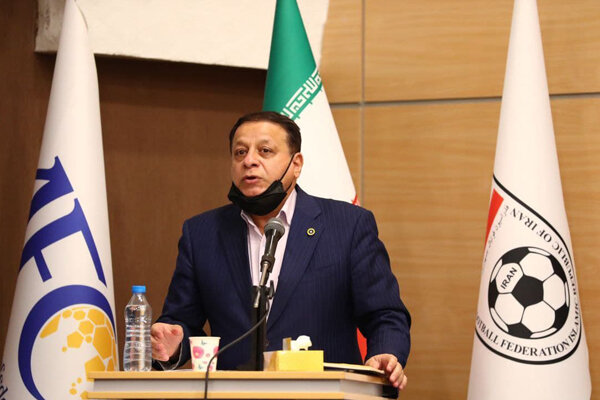 محمدرضا ساکت: دنبال میزبانی در اصفهان هستیم