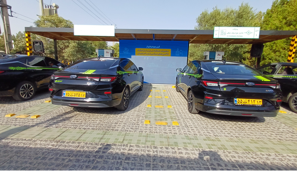 تخفیف ۷۰ درصدی شارژ تاکسی‌های برقی در اصفهان