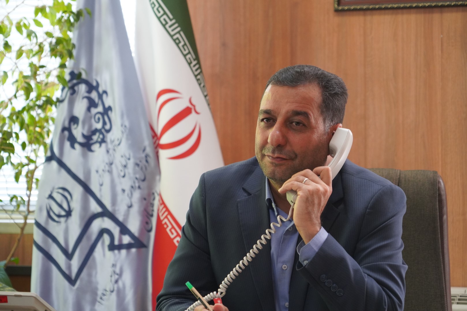 تبریک مدیرکل آموزش‌وپرورش استان به رتبه‌های تک‌رقمی اصفهانی کنکور سراسری ۱۴۰۴