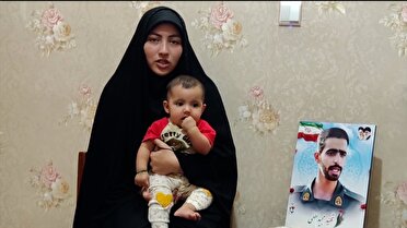 دیدار با دو خانواده شهید سرافزار در جوشقان قالی