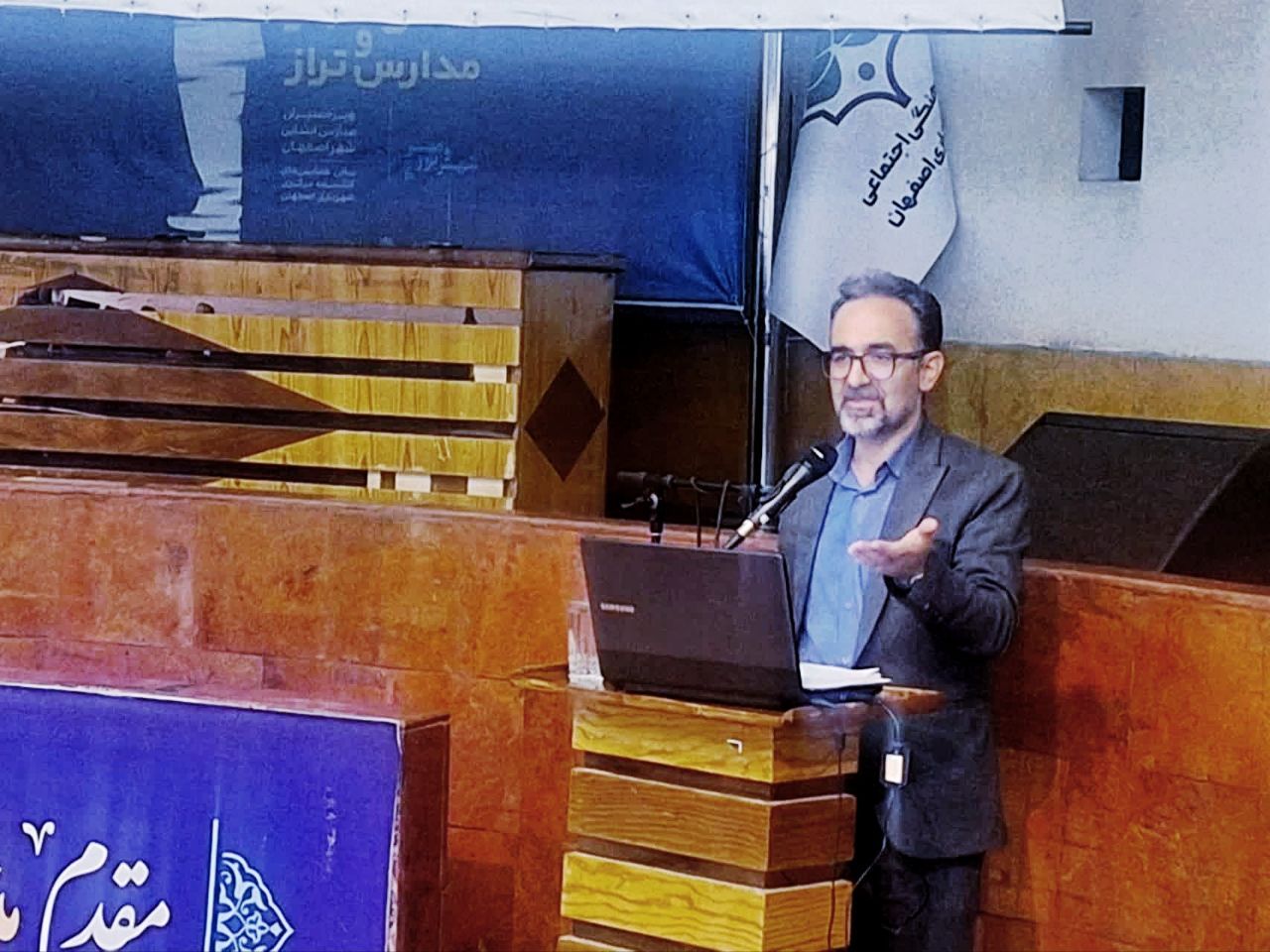 برنامه «کلاس شهر» با تأکید بر سبک زندگی و آداب شهروندی طراحی شده است
