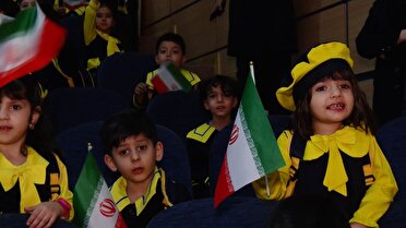حضور پر شور نوآموزان اصفهانی در جشن غنچه‌ها