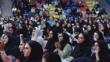 آیین استقبال از ۱۱۰۰ دانشجوی جدید الورود دانشگاه علوم پزشکی اصفهان