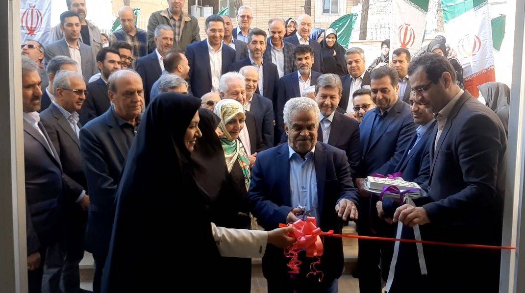 افتتاح مدرسه ۶ کلاسه «حاج فضل‌الله منزوی‌زاده» ناحیه ۴ اصفهان با حضور استاندار