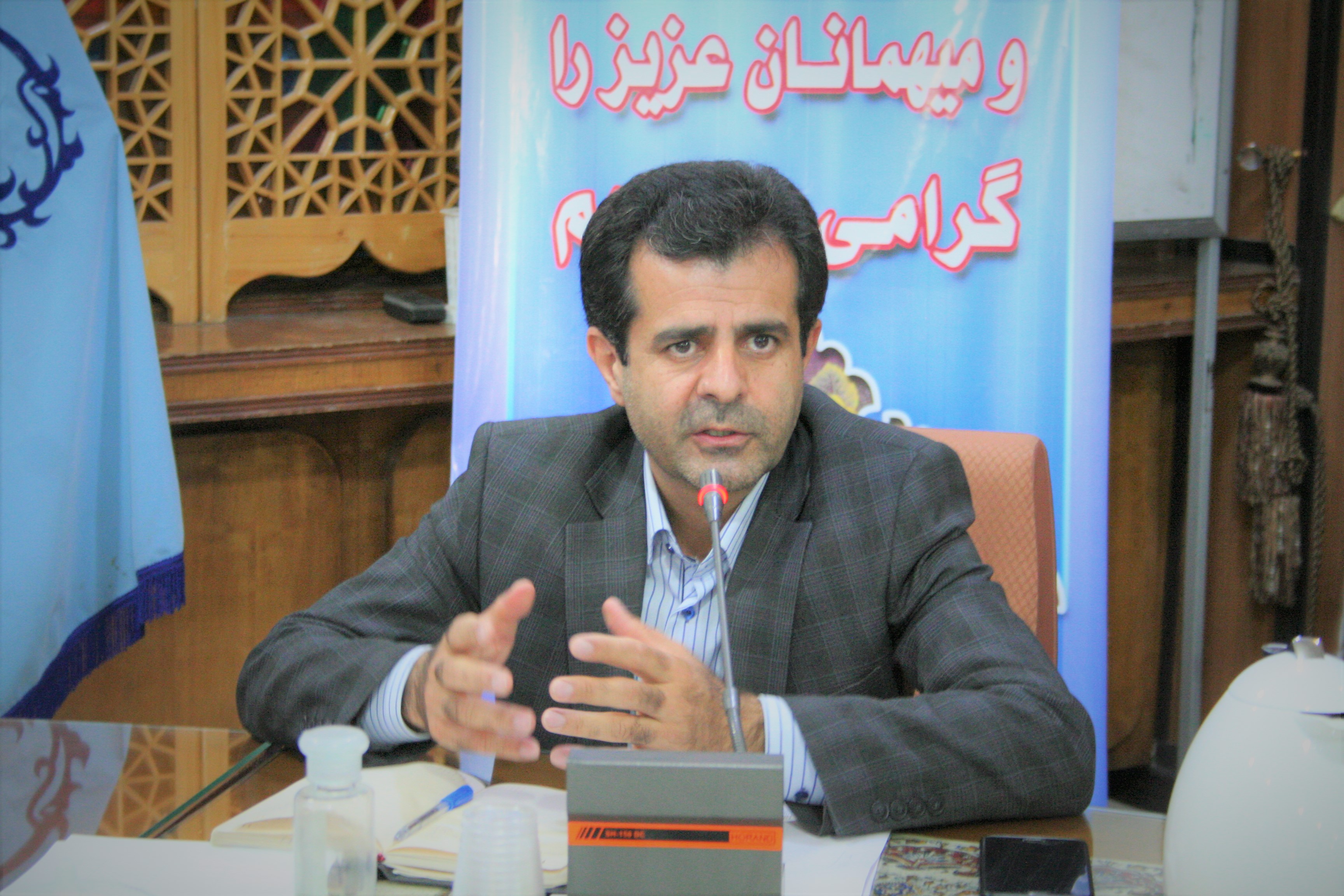 ۱۵۴ مراقب سلامت جدید در مدارس استان ساماندهی و به‌کارگیری شدند / کدگذاری و ساماندهی ۸۵۰ اتاق بهداشت مدارس در استان اصفهان