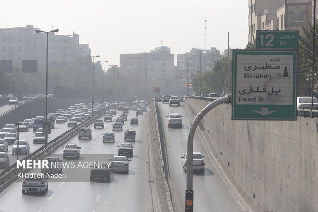 اصفهان آلوده است؛ هوای خمینی‌شهر همچنان در وضعیت قرمز