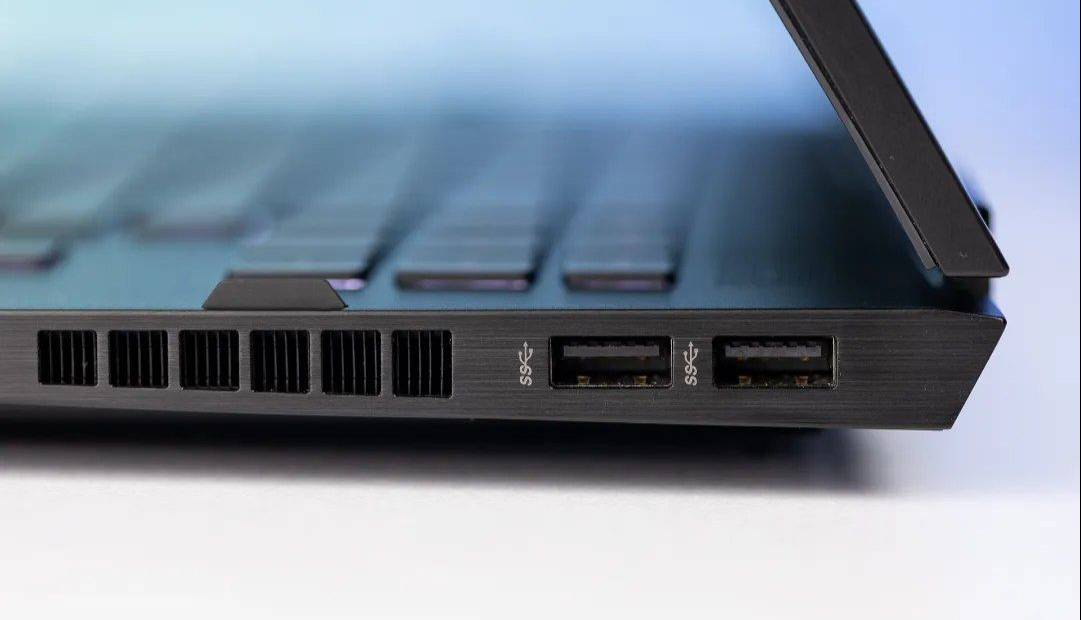 قبل از اختراع پورت USB، کامپیوترها به چه چیزی مجهز بودند؟