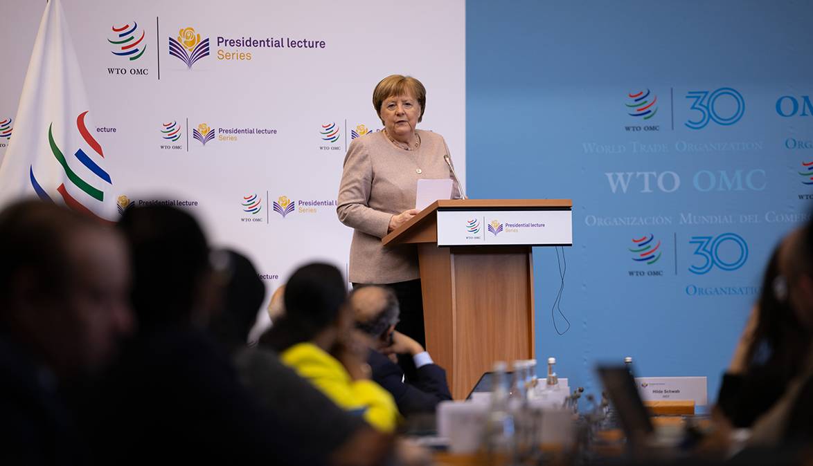 نوستالژی صدراعظم؛ مرکل چهار سال پس از کناره‌گیری از قدرت چه می‌کند