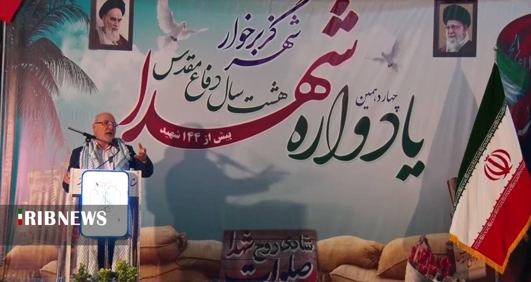 پشتوانه اصلی نظام مردم هستند