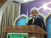 پیام شهدا، تبعیت از ولایت و استقامت در راه حق است