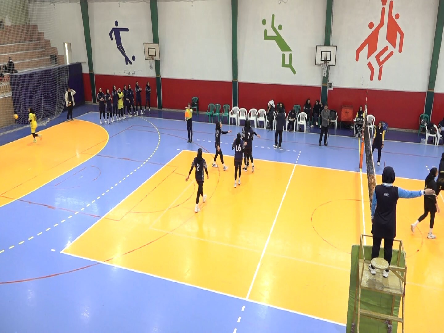 دختران دانش آموز کشور آماده برای حضور در رقابت‌های جهانی