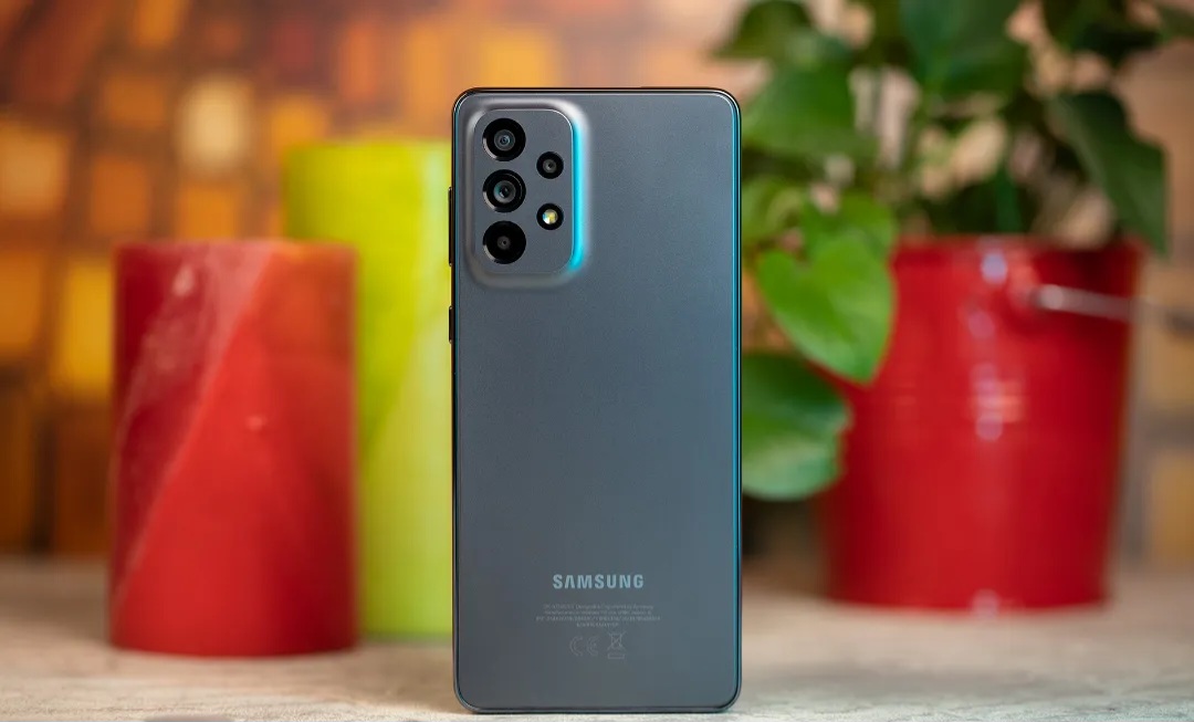 گوشی‌های فراموش‌شده سری گلکسی A۷ سامسونگ احیا می‌شوند؟