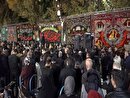 نیروی انتظامی در گذر چهارباغ اصفهان میزبان عزاداران فاطمی