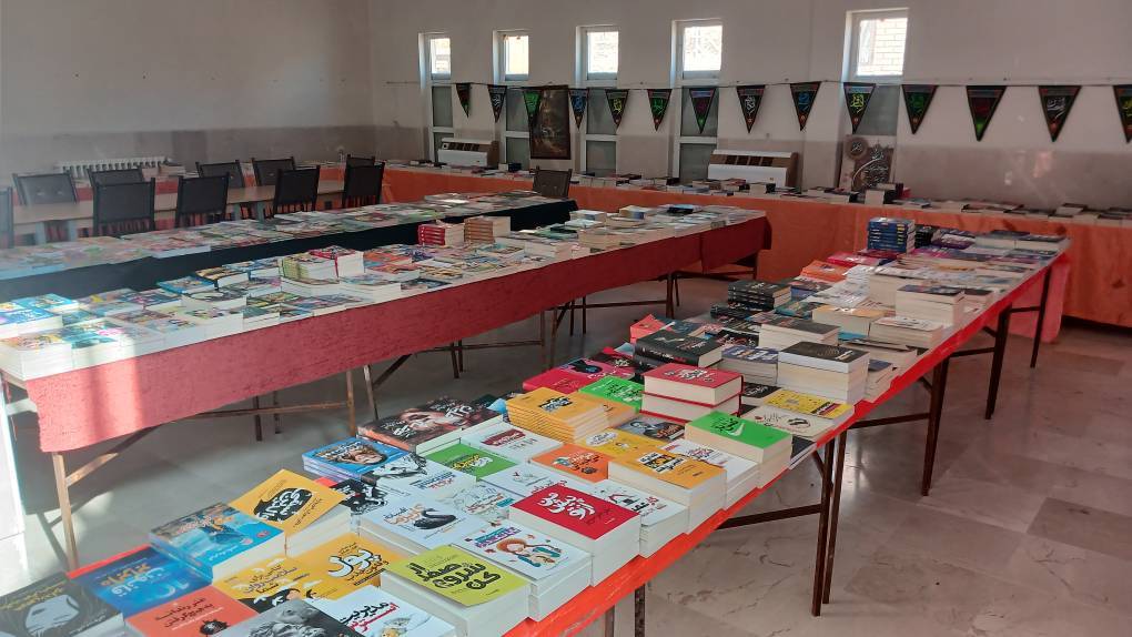 گشایش نمایشگاه کتاب در فریدونشهر