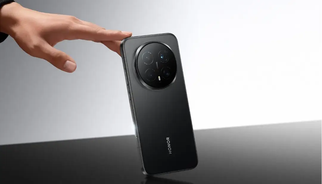 آنر مجیک 8 اولترا با سیستم ارتباط ماهواره‌ای و شارژ 120 وات رؤیت شد