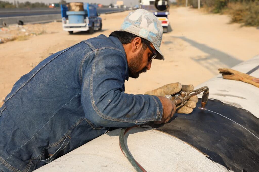 مهار حادثه خط انقال آب شرق اصفهان