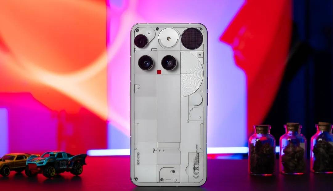 ۲ گوشی میان‌رده ناتینگ به اندروید ۱۶ آپدیت شدند