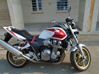 توقیف موتورسیکلت ۸ میلیاردی قاچاق در آران و بیدگل