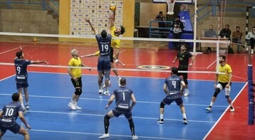 توقف تیم والیبال سپاهان مقابل چادرملو