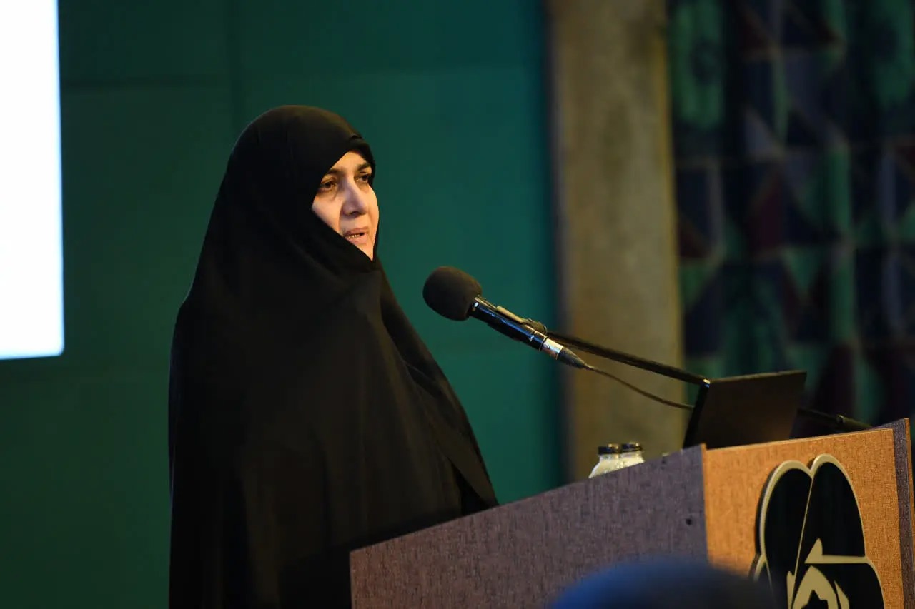 حل مسائل فرهنگی در حوزه جمعیت نیازمند مشارکت دانشجویان است