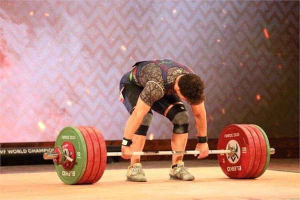 اصفهان میزبان مسابقات وزنه‌برداری قهرمانی کشور