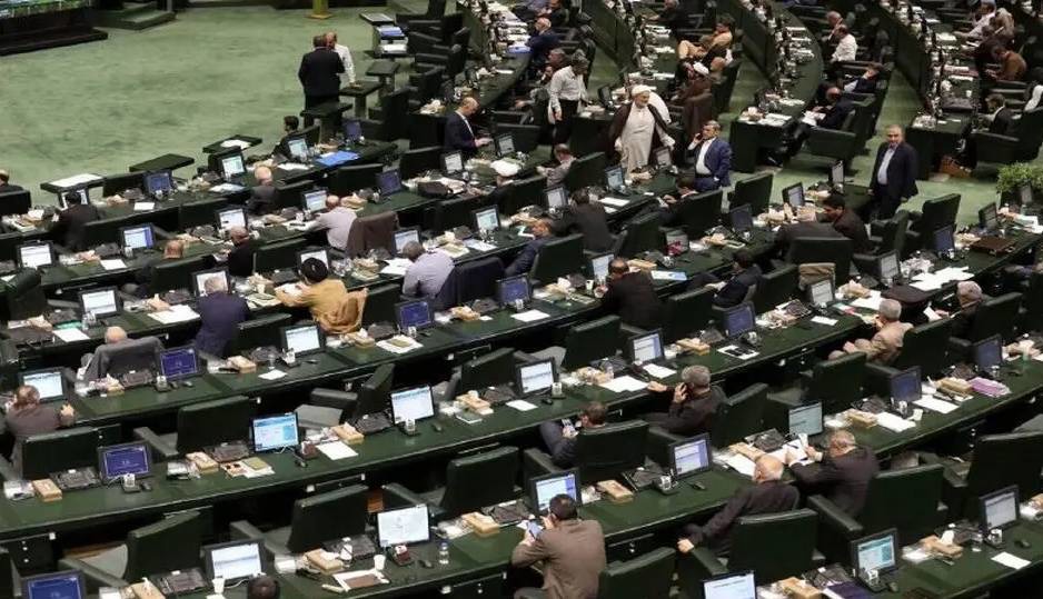 اصرار بر قانون حجاب؛ لجاجت در میدان نزاع سیاسی ‌‌