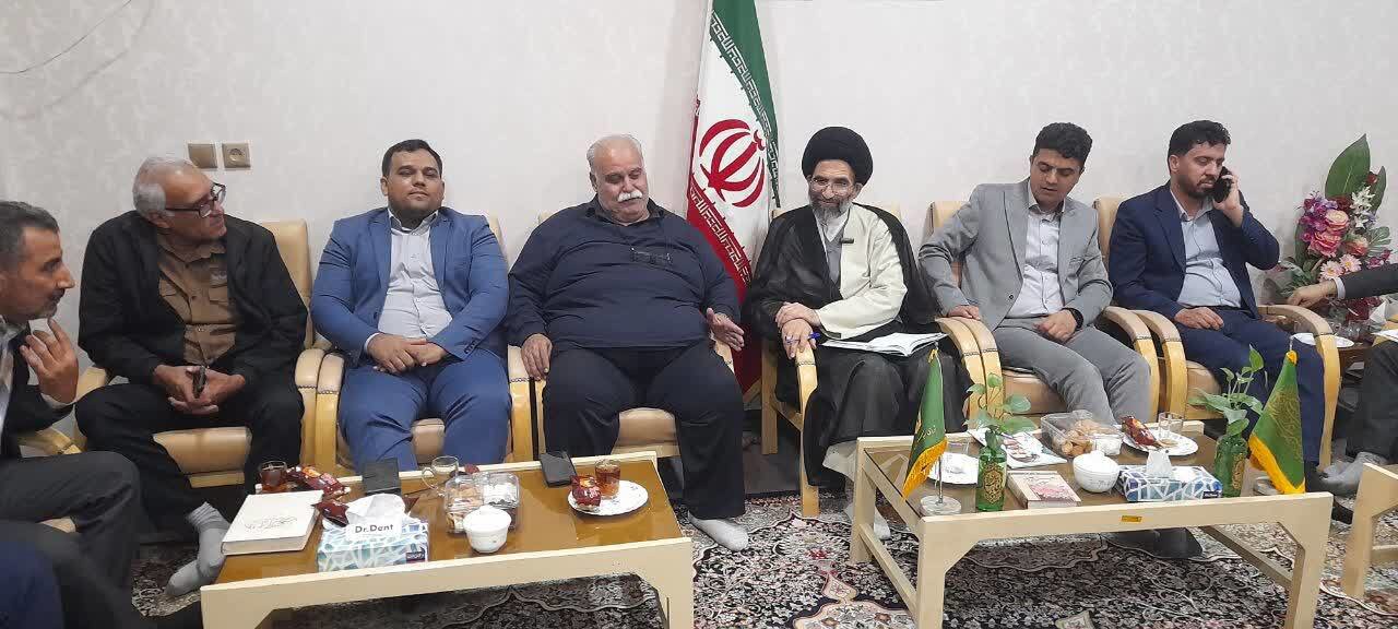 دیدار مدیران حمل و نقل و پایانه‌های کاشان با امام جمعه این شهرستان