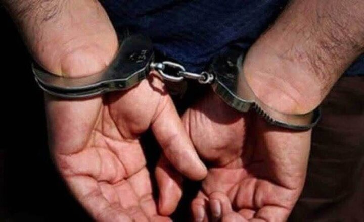 دستبند پلیس بر دستان سارق هزار و ۴۰۰ میلیاردی طلا در اصفهان