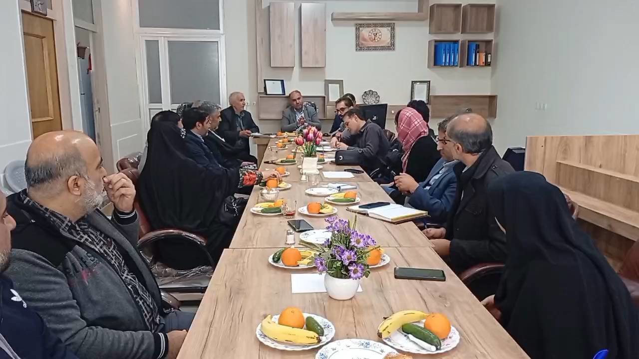 کمک ۲۰ میلیارد ریالی خیران برای تهیه تجهیزات پزشکی