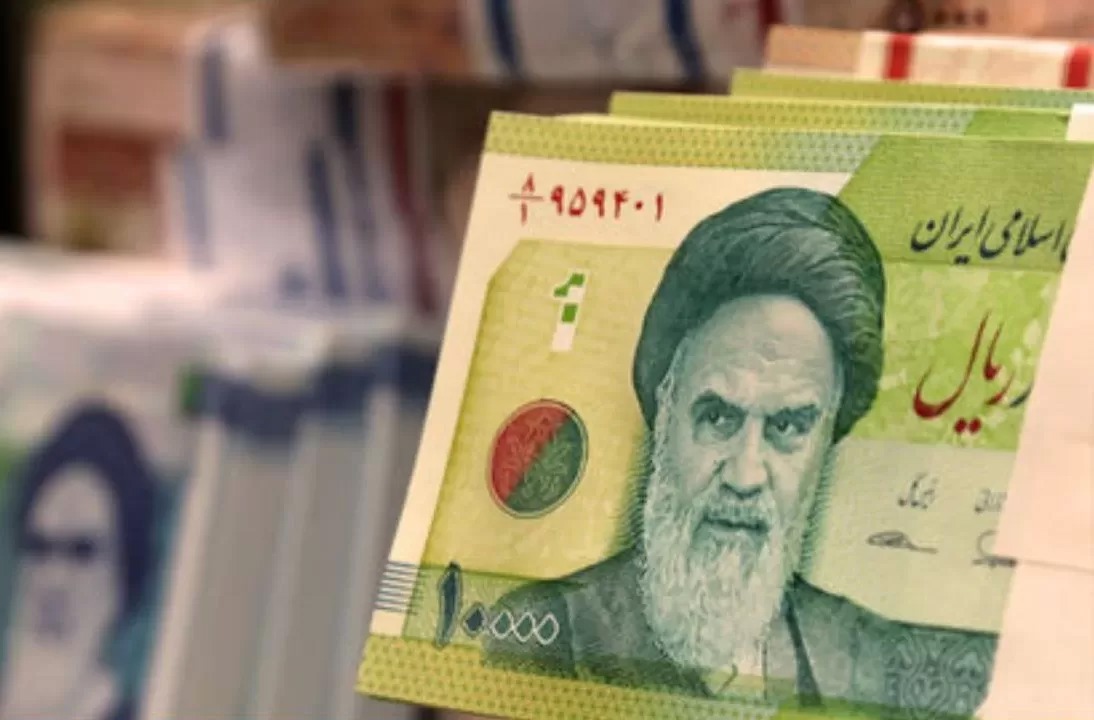 سرمقاله دنیای اقتصاد/ حاکمیت ریال؟