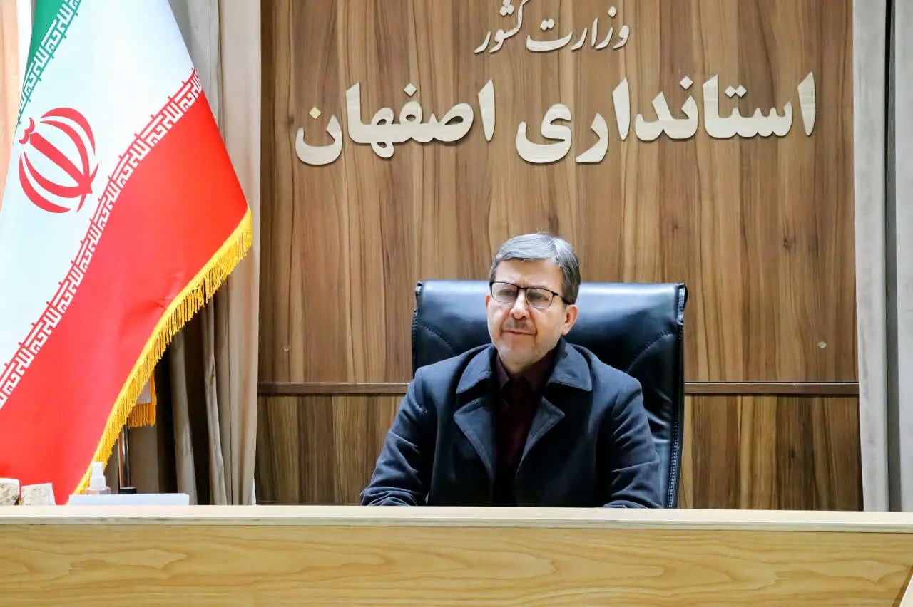 پیشنهاد استاندار اصفهان بر میزبانی برگزاری مناظرات دانشجویی پویا