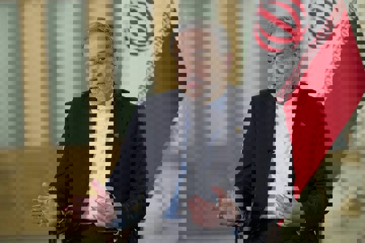 افتتاح گذر تجار اصفهان با حضور وزیر امور خارجه