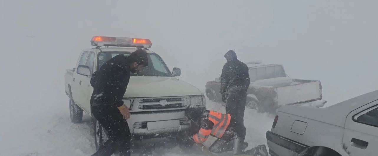 رانندگان با احتیاط حرکت کنند