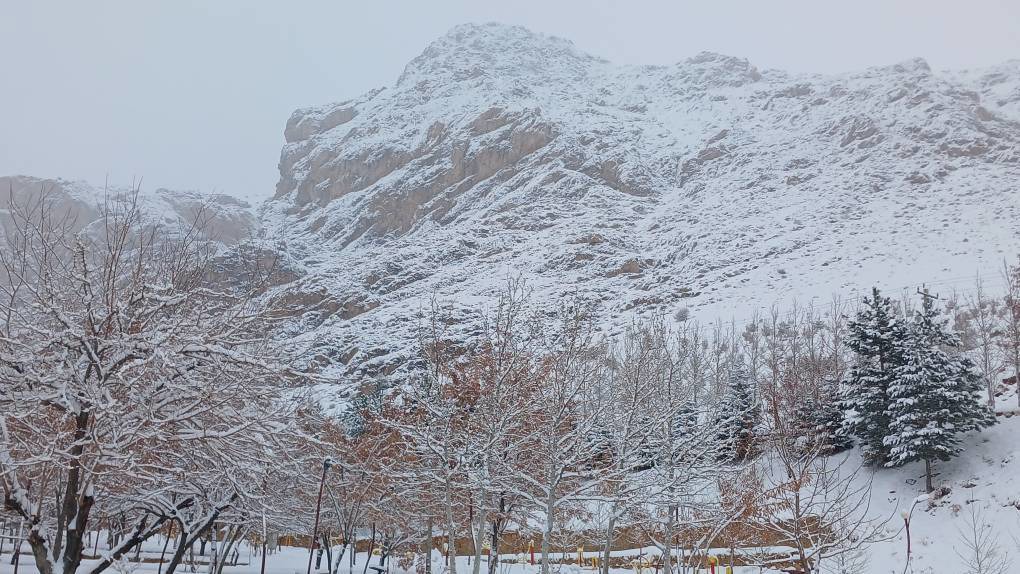 غیر حضوری شدن مدارس شهرستان فریدونشهر فردا