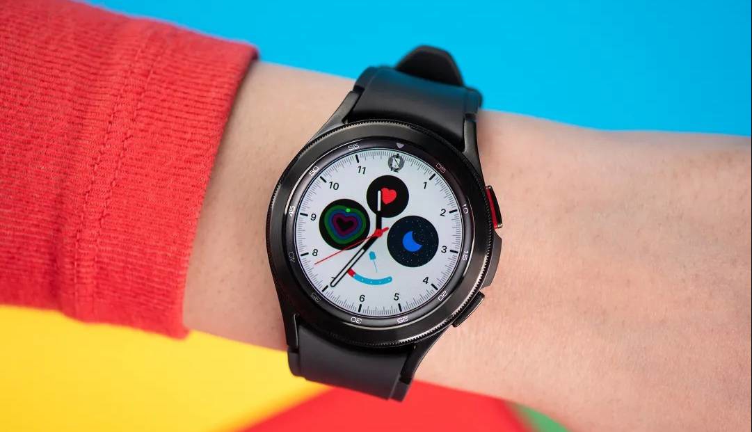 گلکسی واچ ۴ دارید؟ فعلا آن را آپدیت نکنید!