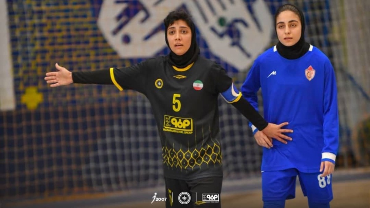 بانوان سپاهان و ایران زمین به مصاف یکدیگر می‌روند