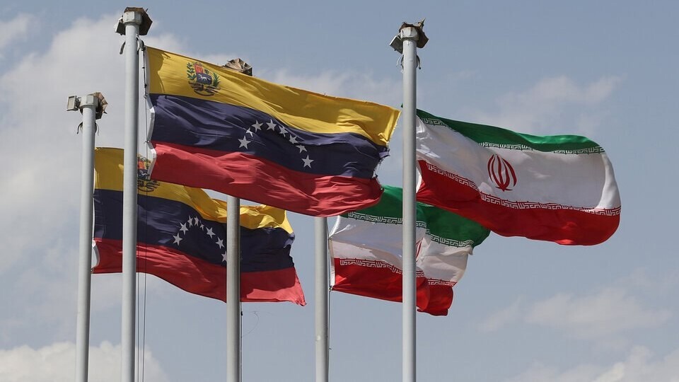 سرمقاله صبح نو/ چرا ایران ونزوئلا نیست؟