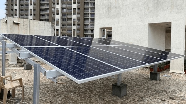 احداث ۹۰ نیروگاه خورشیدی برای مددجویان کاشانی