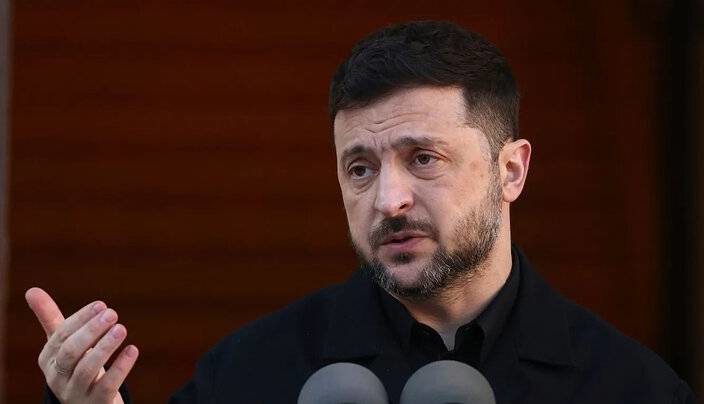 جوان: اصلاح‌طلبان با دلقک ضد ایرانی مرزبندی کنند