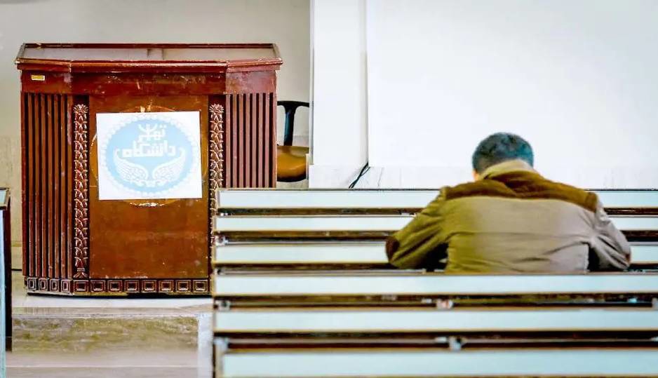 شرق: ۲۲ دی در خوابگاه شهید عروجی تهران چه گذشت؟