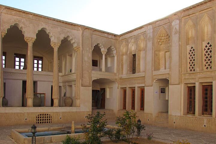 ابلاغ ثبت ملی سه اثر تاریخی کاشان