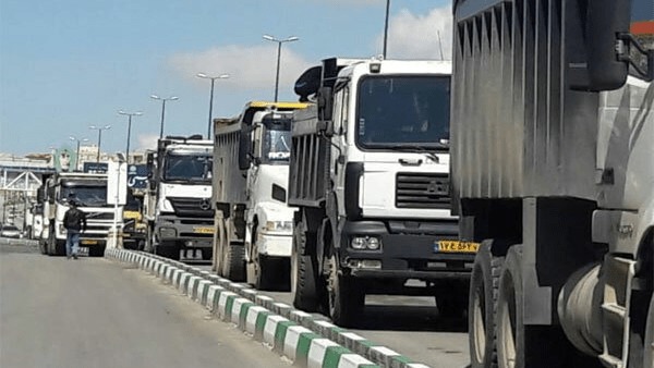 اعمال محدودیت ترافیکی خودرو‌های سنگین در محور قدیم کاشان به قم