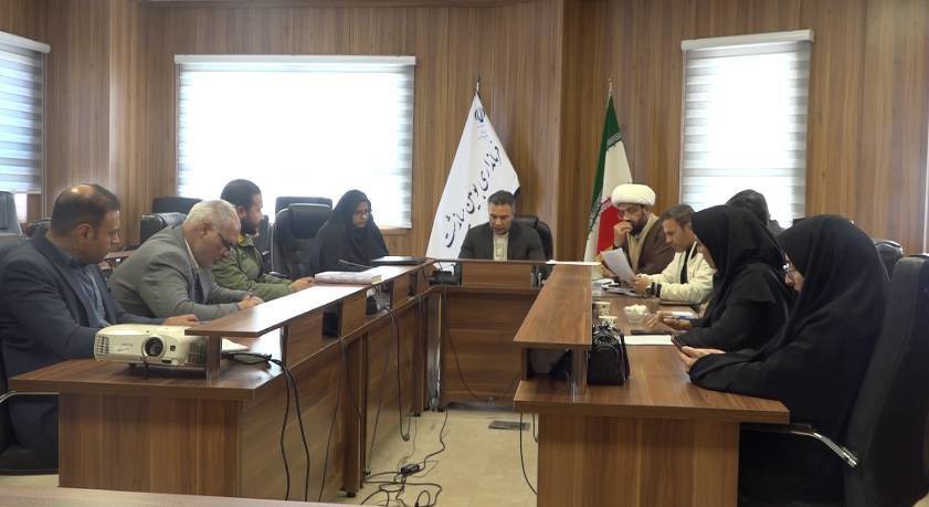 تدوین طرح راهبردی عفاف وحجاب در بویین میاندشت