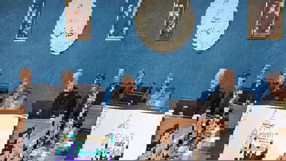 رضایی: کارآفرینان در خط مقدم جهاد اقتصادی ایستاده‌اند